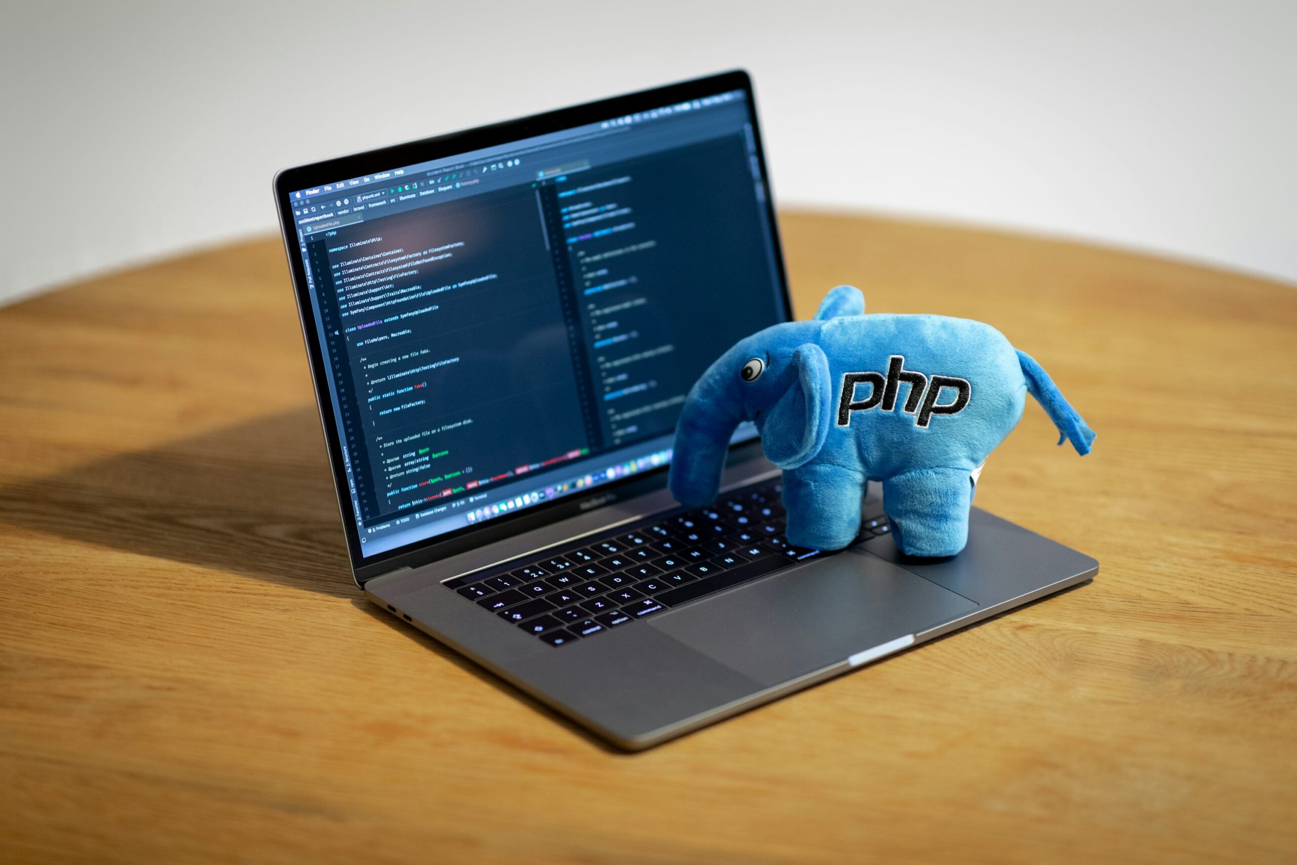 Creating connectivity between PHP and MySQL